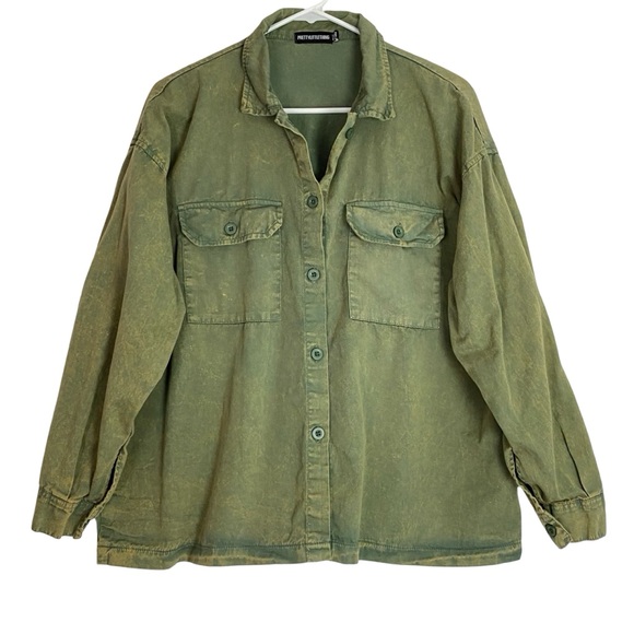 Pretty Little Thing Button Down Shirt Womens Size 10 Denim Acid Wash Army Green - Picture 1 of 7